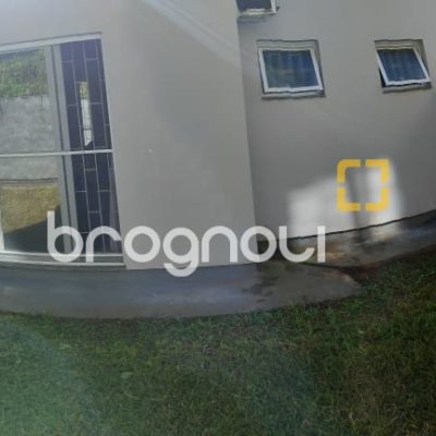 Casa com 106m², 3 quartos (sendo 1 suíte), 1 garagem, no bairro Potecas em São José