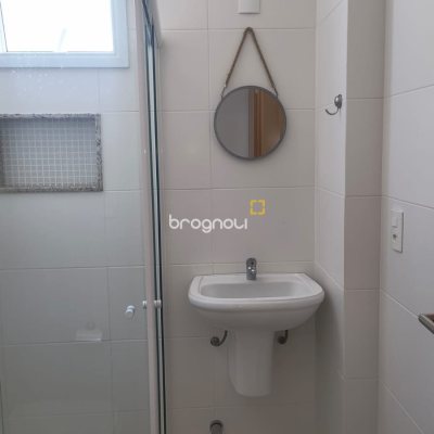Apartamento com 58m², 2 quartos, 1 garagem, no bairro Rio Tavares em Florianópolis