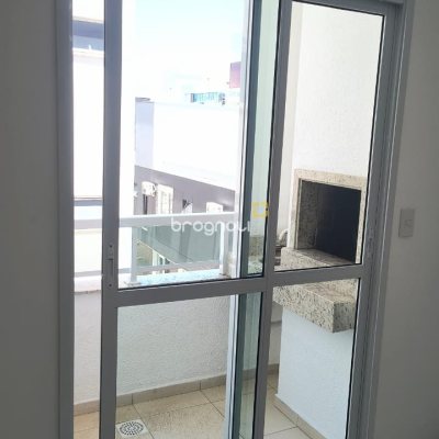 Apartamento com 58m², 2 quartos, 1 garagem, no bairro Rio Tavares em Florianópolis
