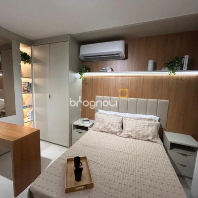 Studio com 25m², 1 quarto, 1 garagem, no bairro Carvoeira em Florianópolis