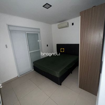 Apartamento com 67m², 2 quartos (sendo 1 suíte), 1 garagem, no bairro Ingleses do Rio Vermelho em Florianópolis