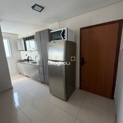 Apartamento com 67m², 2 quartos (sendo 1 suíte), 1 garagem, no bairro Ingleses do Rio Vermelho em Florianópolis