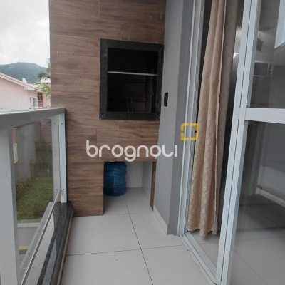 Apartamento com 67m², 2 quartos (sendo 1 suíte), 1 garagem, no bairro Ingleses do Rio Vermelho em Florianópolis