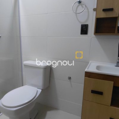 Apartamento com 67m², 2 quartos (sendo 1 suíte), 1 garagem, no bairro Ingleses do Rio Vermelho em Florianópolis