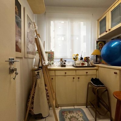 Apartamento com 138m², 3 quartos (sendo 2 suítes), 2 garagens, no bairro Centro em Florianópolis