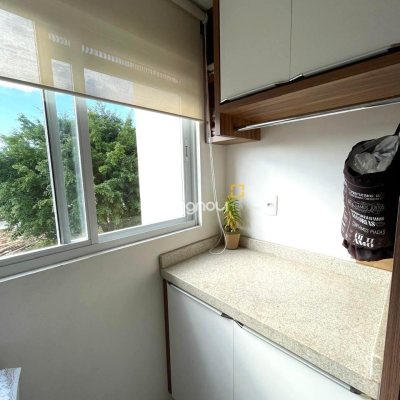 Apartamento com 60m², 2 quartos, 1 garagem, no bairro Sertão do Maruim em São José