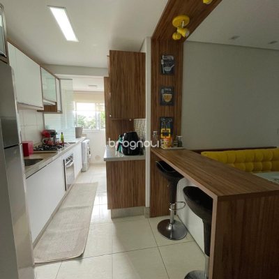 Apartamento com 60m², 2 quartos, 1 garagem, no bairro Sertão do Maruim em São José
