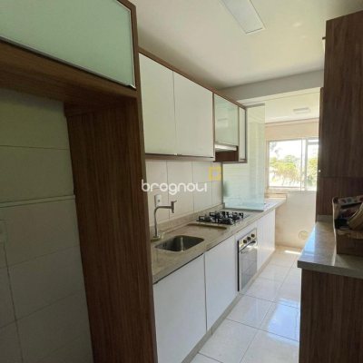 Apartamento com 60m², 2 quartos, 1 garagem, no bairro Sertão do Maruim em São José