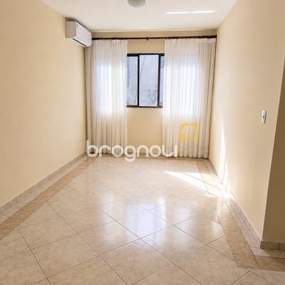 Apartamento com 73m², 3 quartos, 1 garagem, no bairro Coqueiros em Florianópolis