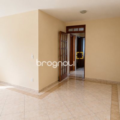 Apartamento com 73m², 3 quartos, 1 garagem, no bairro Coqueiros em Florianópolis