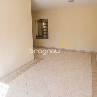 Apartamento com 73m², 3 quartos, 1 garagem, no bairro Coqueiros em Florianópolis
