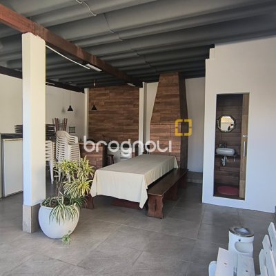 Apartamento com 73m², 3 quartos, 1 garagem, no bairro Coqueiros em Florianópolis