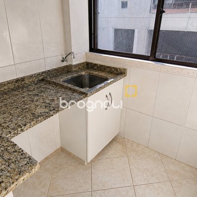 Apartamento com 73m², 3 quartos, 1 garagem, no bairro Coqueiros em Florianópolis