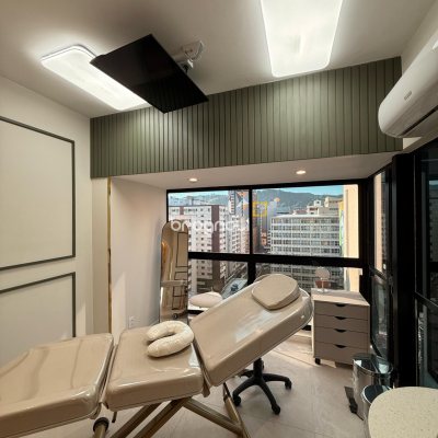 Sala com 60m², no bairro Centro em Florianópolis
