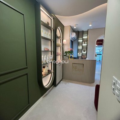 Sala com 60m², no bairro Centro em Florianópolis