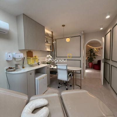 Sala com 60m², no bairro Centro em Florianópolis