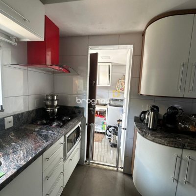 Casa com 142m², 4 quartos (sendo 1 suíte), 2 garagens, no bairro Ingleses do Rio Vermelho em Florianópolis