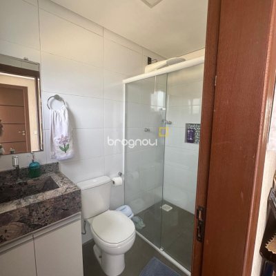 Casa com 142m², 4 quartos (sendo 1 suíte), 2 garagens, no bairro Ingleses do Rio Vermelho em Florianópolis