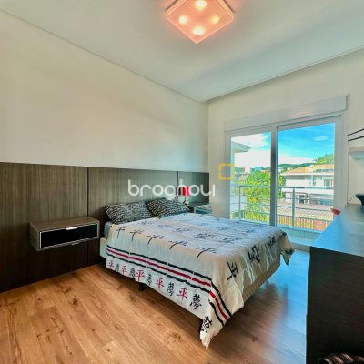 Casa com 515m², 6 quartos (sendo 3 suítes), 4 garagens, no bairro Jurerê Internacional em Florianópolis