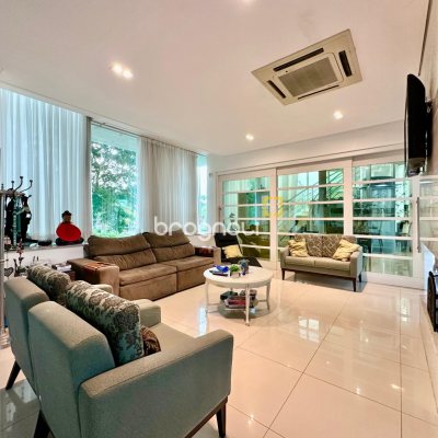Casa com 515m², 6 quartos (sendo 3 suítes), 4 garagens, no bairro Jurerê Internacional em Florianópolis