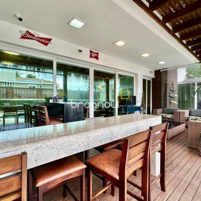Casa com 515m², 6 quartos (sendo 3 suítes), 4 garagens, no bairro Jurerê Internacional em Florianópolis