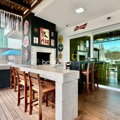 Casa com 515m², 6 quartos (sendo 3 suítes), 4 garagens, no bairro Jurerê Internacional em Florianópolis