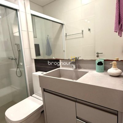 Apartamento com 64m², 2 quartos (sendo 1 suíte), 1 garagem, no bairro Ingleses do Rio Vermelho em Florianópolis