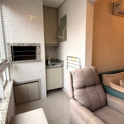 Apartamento com 64m², 2 quartos (sendo 1 suíte), 1 garagem, no bairro Ingleses do Rio Vermelho em Florianópolis
