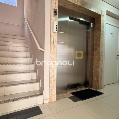 Apartamento com 64m², 2 quartos (sendo 1 suíte), 1 garagem, no bairro Ingleses do Rio Vermelho em Florianópolis
