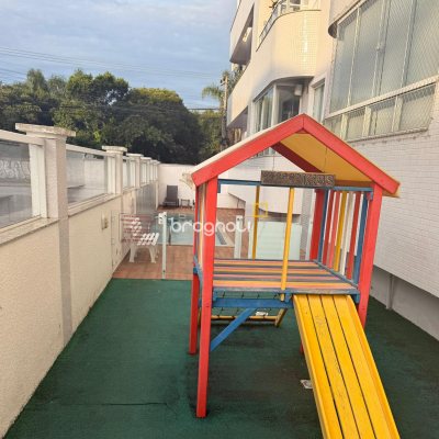 Apartamento com 64m², 2 quartos (sendo 1 suíte), 1 garagem, no bairro Ingleses do Rio Vermelho em Florianópolis