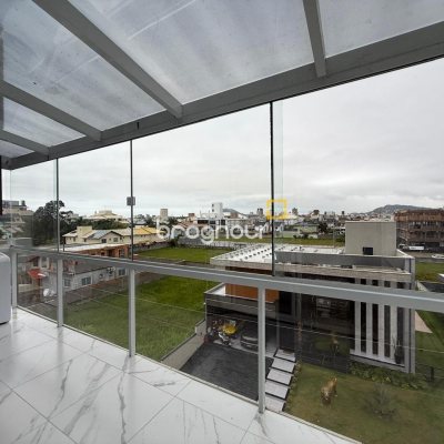 Cobertura com 104m², 3 quartos (sendo 1 suíte), 1 garagem, no bairro Ingleses em Florianópolis