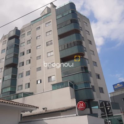 Cobertura com 183m², 3 quartos (sendo 1 suíte), 1 garagem, no bairro Campinas em São José