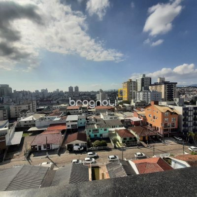 Cobertura com 183m², 3 quartos (sendo 1 suíte), 1 garagem, no bairro Campinas em São José