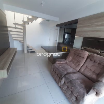 Cobertura com 183m², 3 quartos (sendo 1 suíte), 1 garagem, no bairro Campinas em São José