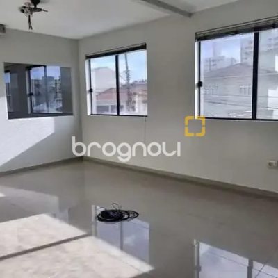 Prédio com 469m², 10 garagens, no bairro Jardim Atlântico em Florianópolis