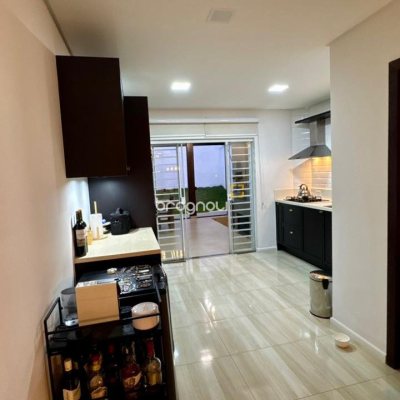 Casa com 106m², 2 quartos (sendo 2 suítes), 1 garagem, no bairro Ingleses do Rio Vermelho em Florianópolis