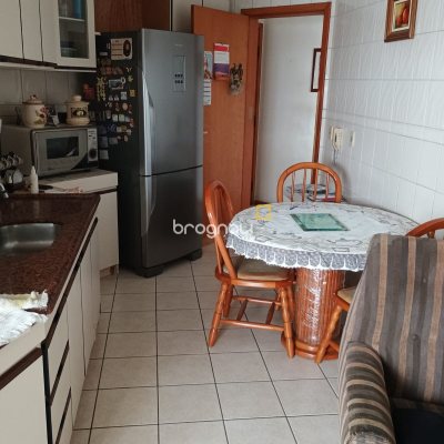 Apartamento com 123m², 3 quartos (sendo 1 suíte), 2 garagens, no bairro Capoeiras em Florianópolis