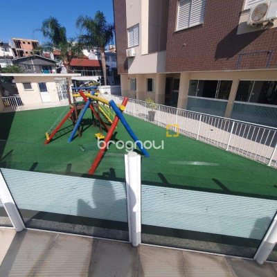 Apartamento com 71m², 2 quartos (sendo 1 suíte), 1 garagem, no bairro Barreiros em São José