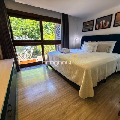 Casa com 224m², 3 quartos (sendo 1 suíte), 2 garagens, no bairro Cachoeira do Bom Jesus em Florianópolis
