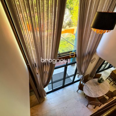 Casa com 224m², 3 quartos (sendo 1 suíte), 2 garagens, no bairro Cachoeira do Bom Jesus em Florianópolis