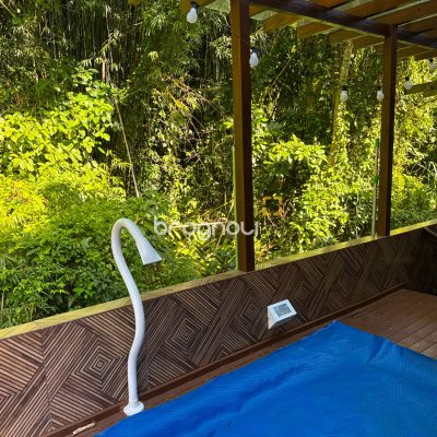 Casa com 224m², 3 quartos (sendo 1 suíte), 2 garagens, no bairro Cachoeira do Bom Jesus em Florianópolis