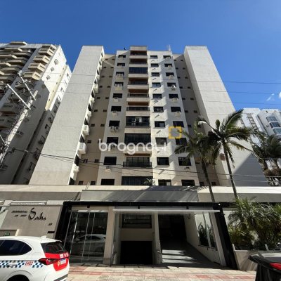 Apartamento com 149m², 3 quartos (sendo 1 suíte), 1 garagem, no bairro Centro em Florianópolis