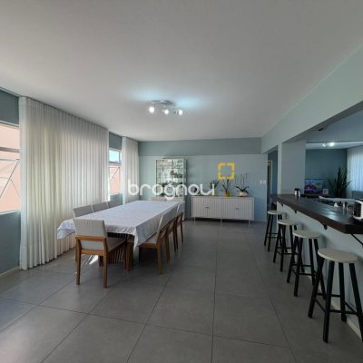 Apartamento com 143m², 3 quartos (sendo 1 suíte), 1 garagem, no bairro Coqueiros em Florianópolis