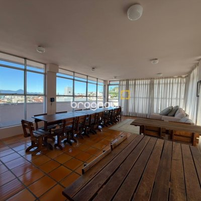 Apartamento com 143m², 3 quartos (sendo 1 suíte), 1 garagem, no bairro Coqueiros em Florianópolis
