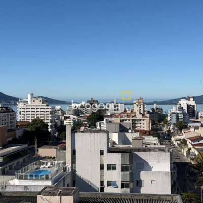 Apartamento com 143m², 3 quartos (sendo 1 suíte), 1 garagem, no bairro Coqueiros em Florianópolis