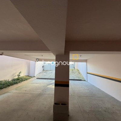 Apartamento com 143m², 3 quartos (sendo 1 suíte), 1 garagem, no bairro Coqueiros em Florianópolis