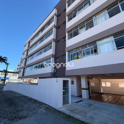Apartamento com 143m², 3 quartos (sendo 1 suíte), 1 garagem, no bairro Coqueiros em Florianópolis