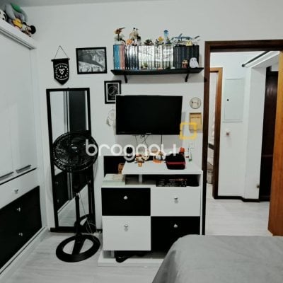 Apartamento com 69m², 2 quartos (sendo 1 suíte), 1 garagem, no bairro Coloninha em Florianópolis