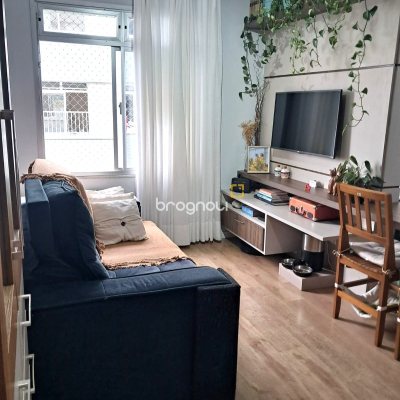 Apartamento com 52m², 2 quartos, 1 garagem, no bairro Trindade em Florianópolis