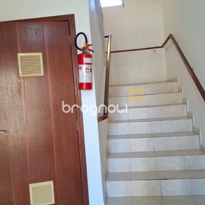 Apartamento com 42m², 2 quartos, 1 garagem, no bairro Barra do Aririú em Palhoça